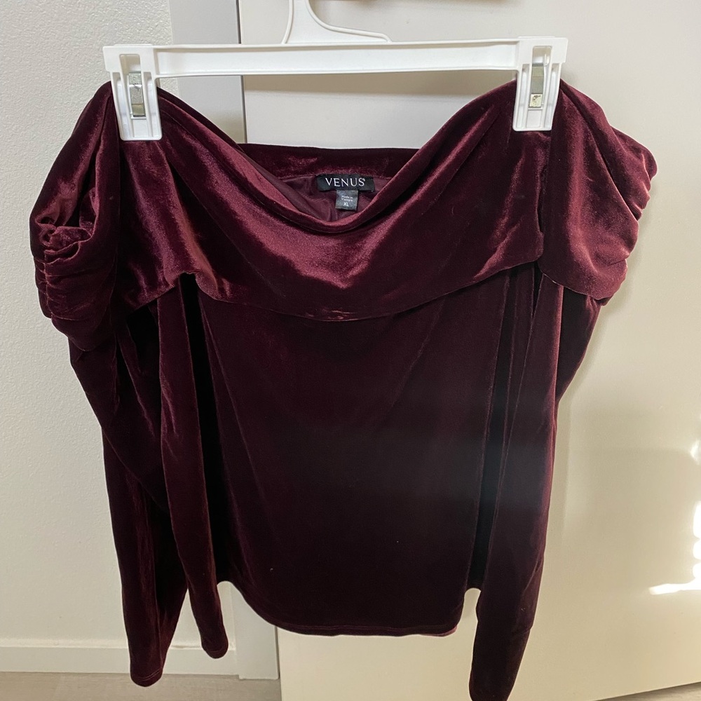 VENUS Women's Velvet Off-Shoulder Blouse - Deep Burgundy